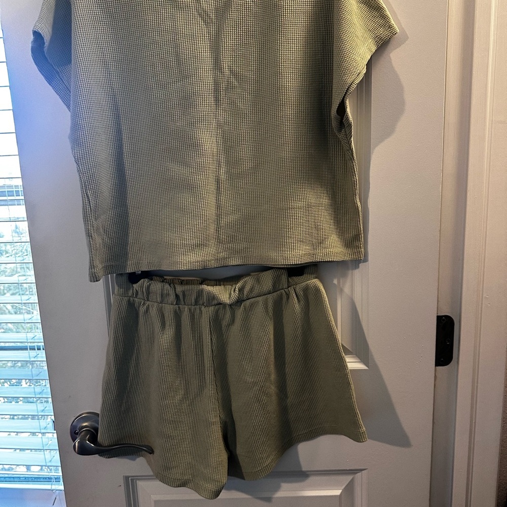 ZARA Girls 2-Piece Lounge Set – Size 13-14 (164 cm) – Excellent Condition - Picture 5 of 6